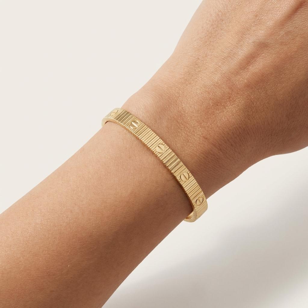 18K Italian Gold Textured Screw Bangle