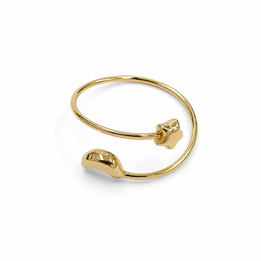 18K Gold Moon & Star Open Ring