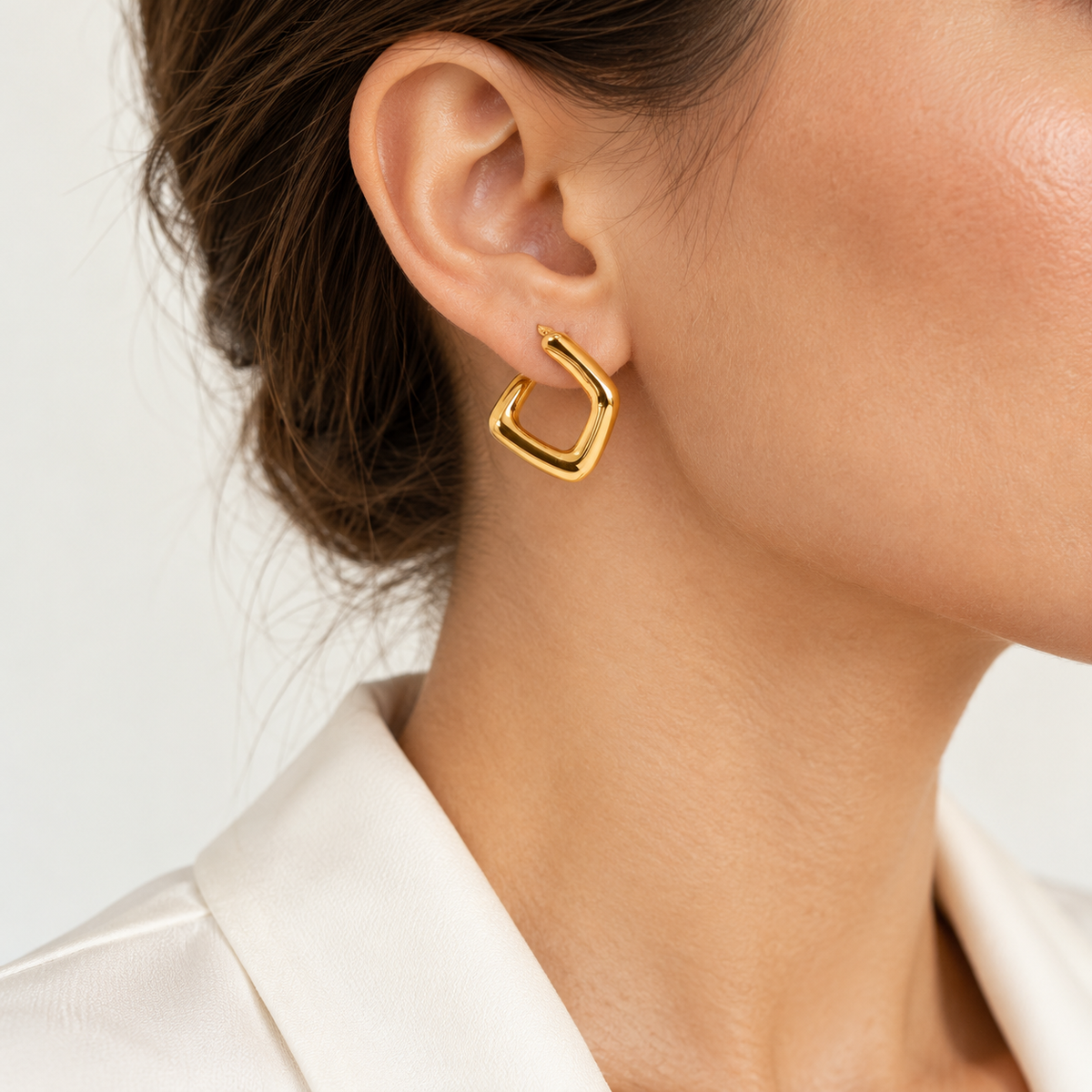 Pendientes de aro geométricos de oro de 18 quilates